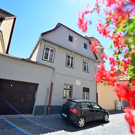 Apartments In The Heart Of Sibiu Exterior photo