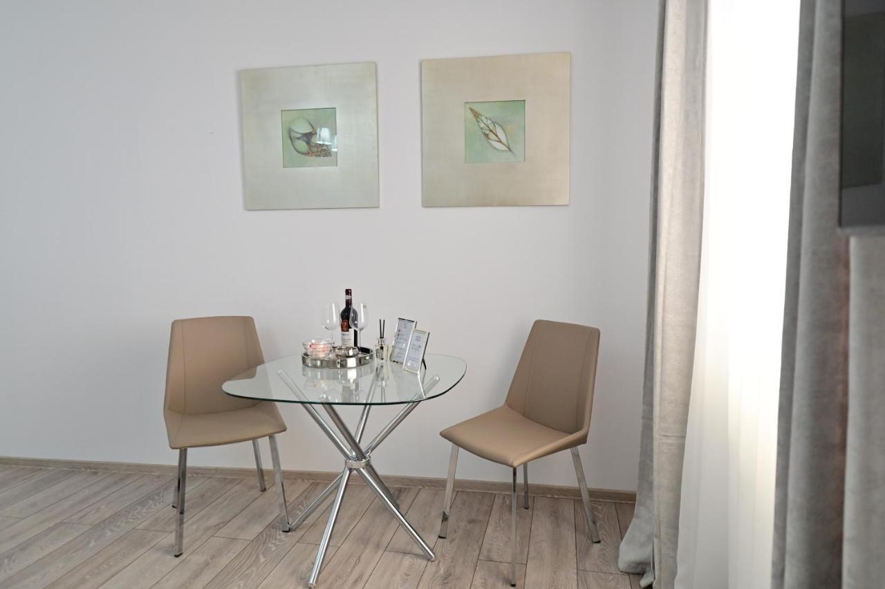 Apartments In The Heart Of Sibiu Exterior photo